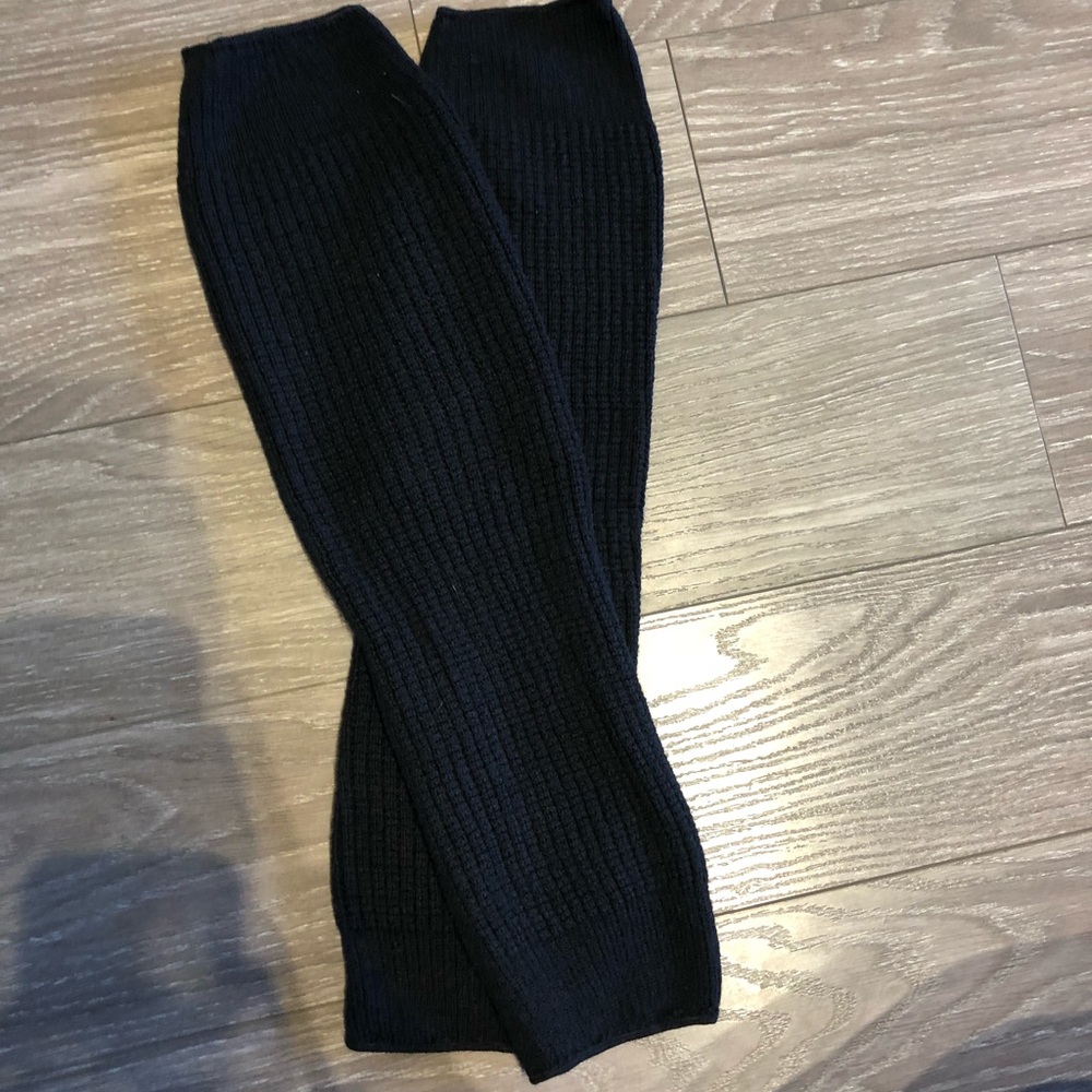Black leg warmers